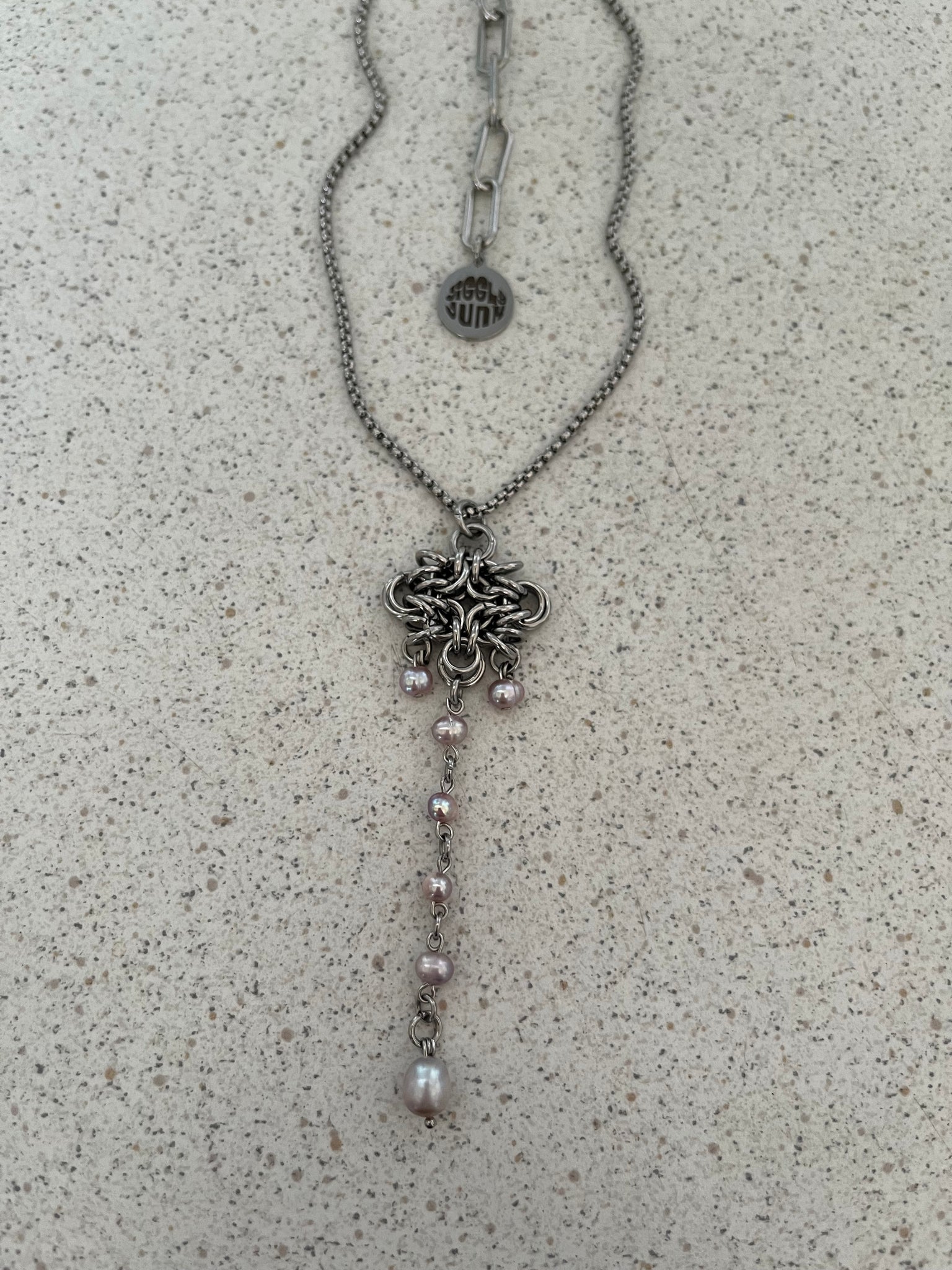 The “STRING OF PEARL” Jiggly